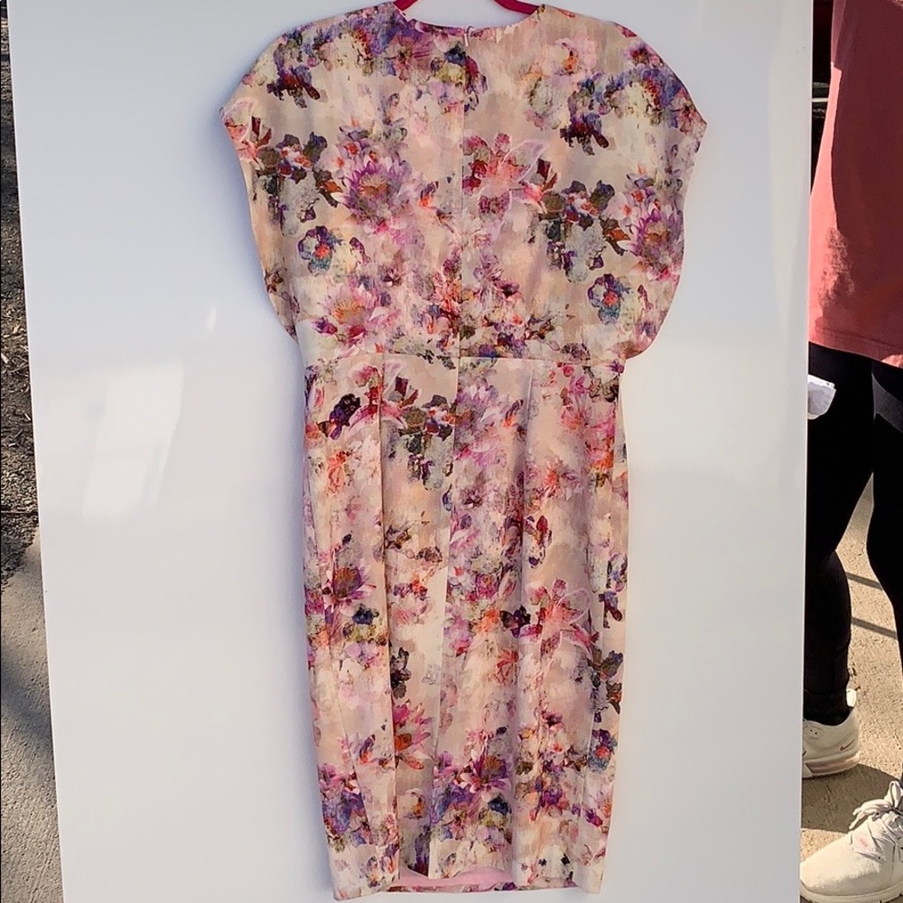 floral dress 💐🌸🌺🌸🌻